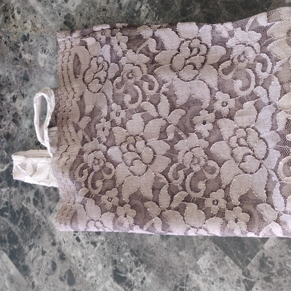 Buckle tank lace - Picture 3 of 4
